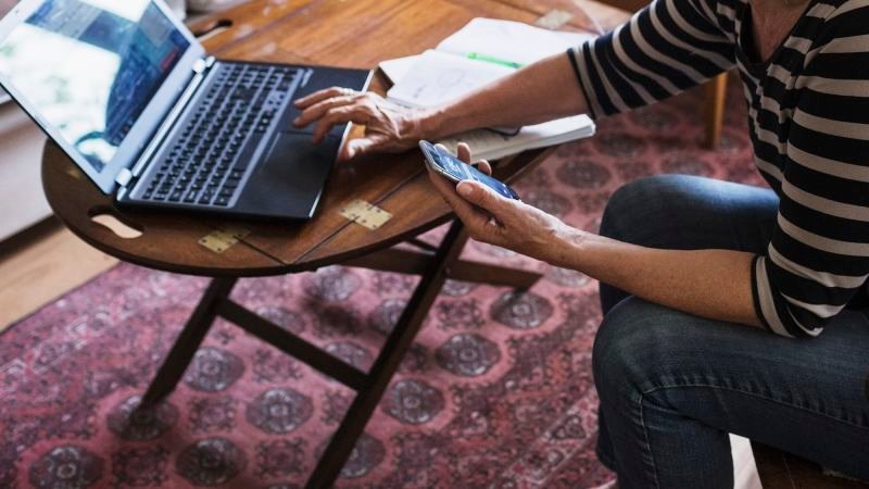 FCC met fin à son programme Internet abordable en raison d’un manque de fonds |  Affaires CNN