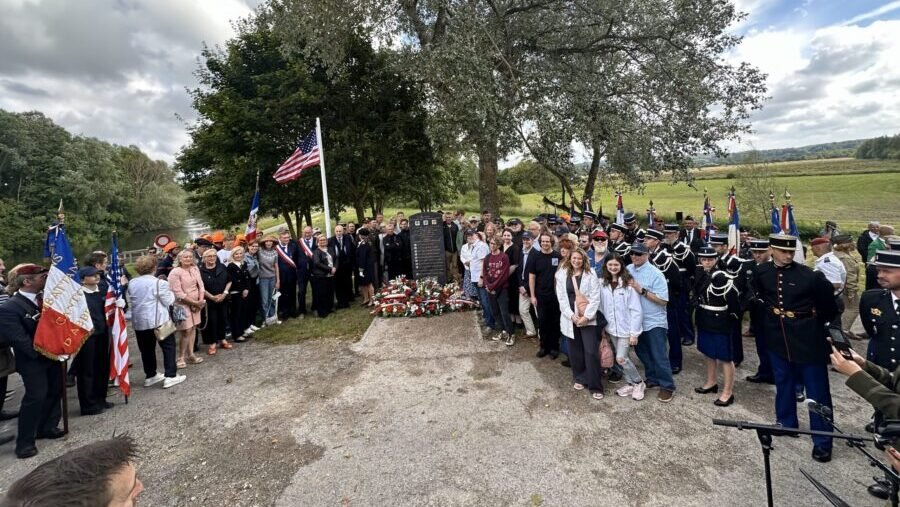 Inauguration d’un mémorial en France pour un homme de l’Utah tué pendant la Seconde Guerre mondiale