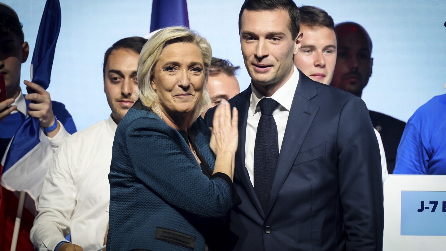 Le Pen, leader d’extrême droite français, remet en question le rôle du président en tant que chef de l’armée à l’approche des élections parlementaires