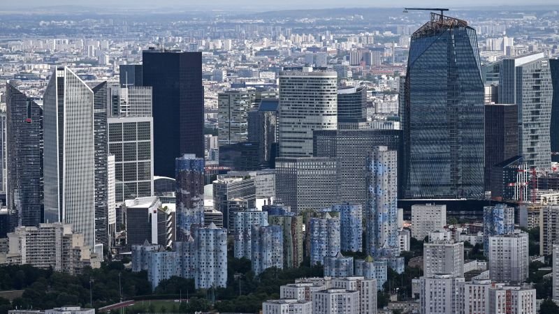 Les marchés craignent que l’extrême droite française ne déclenche une crise financière |  Affaires CNN