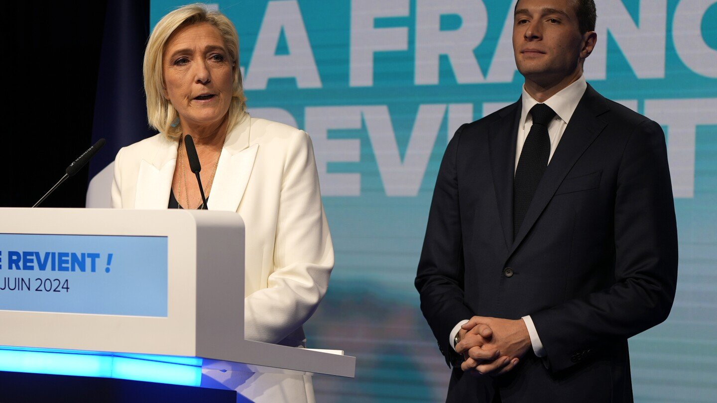 Macron dissout le Parlement français et convoque des élections anticipées après sa défaite aux élections européennes