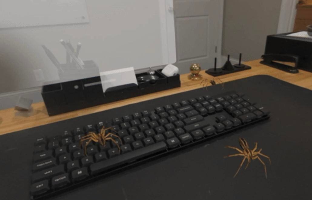 Spider-Man Hacker exploite Apple Vision Pro pour libérer des centaines d’araignées VR
