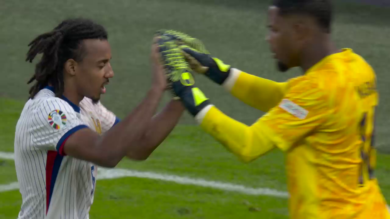 1720315891 767 Le stress de Mbappe et le begaiement de Ronaldo