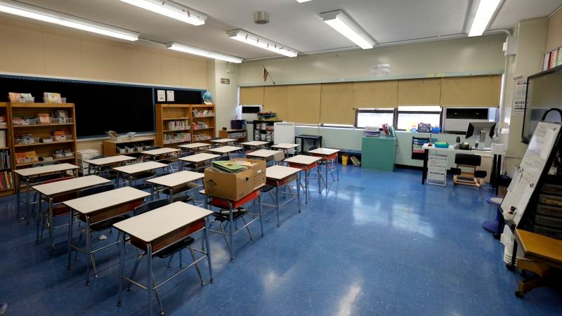 Le plus grand district scolaire du pays pourrait interdire les téléphones portables d’ici janvier | CNN