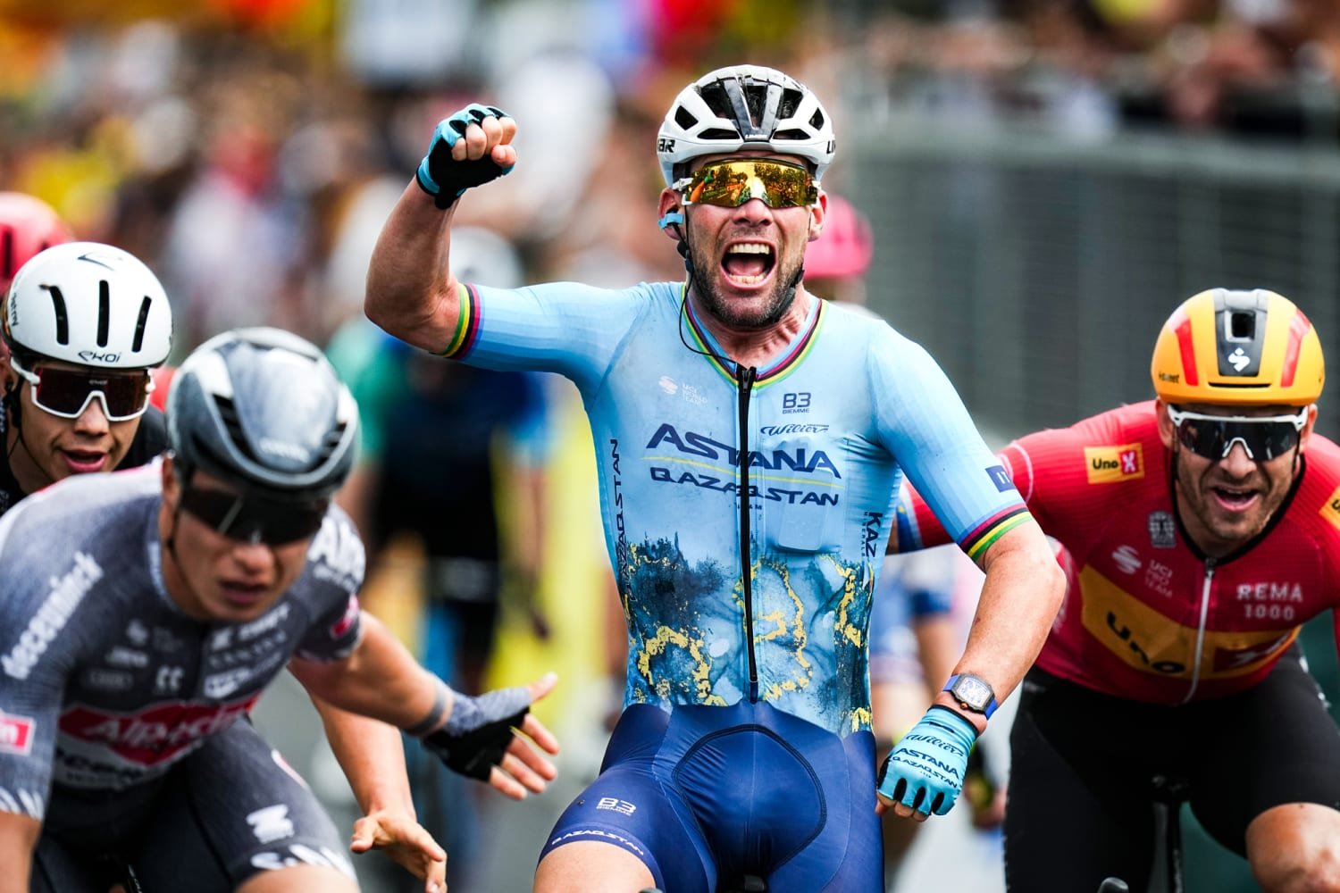 Mark Cavendish remporte sa 35e étape du Tour de France, un record