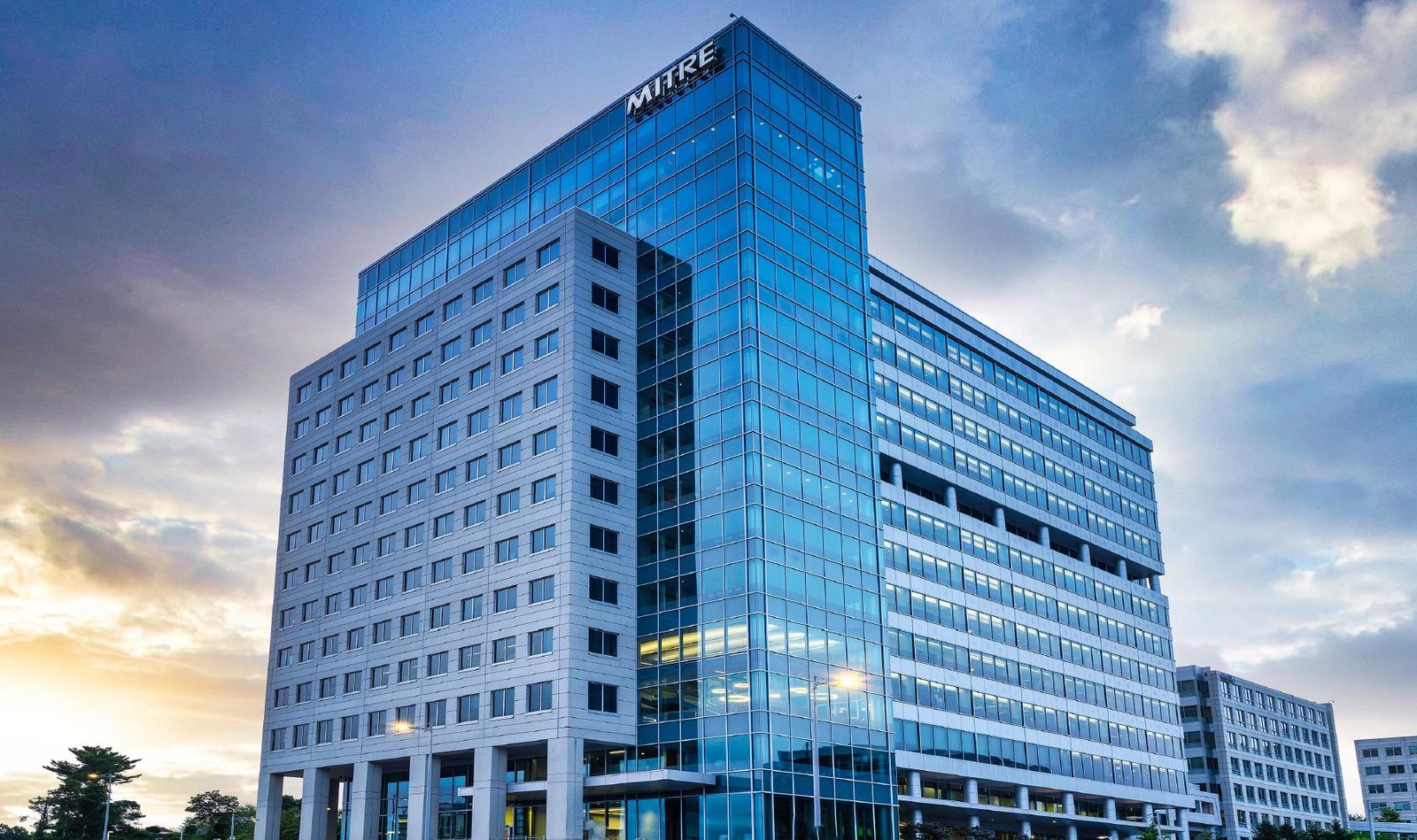 Rapport d’étude comparative sur l’environnement informatique de recherche du NIST | MITRE