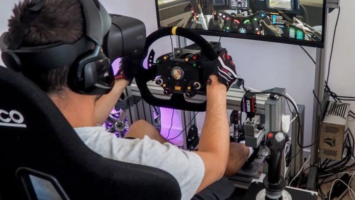 Sim Racing: Buying a VR Headset in 2024