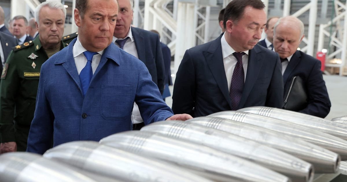 Medvedev menace de transformer Kiev en « gigantesque point de fusion »