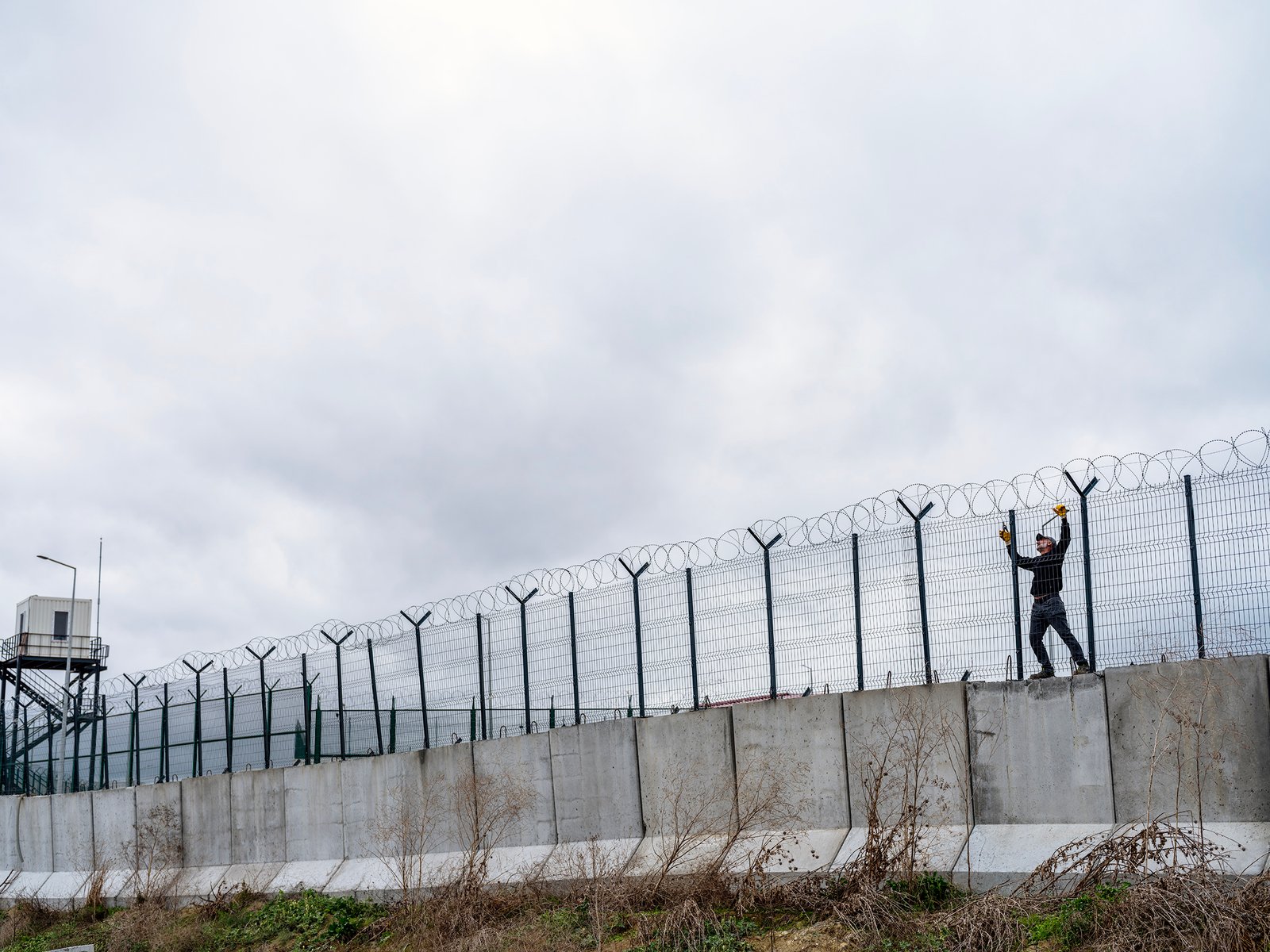 1728634692 593 The EU is helping Turkey forcibly deport migrants to Syria