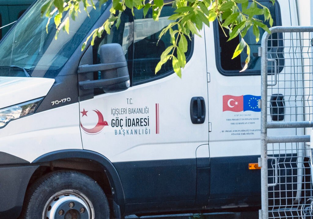1728634693 274 The EU is helping Turkey forcibly deport migrants to Syria
