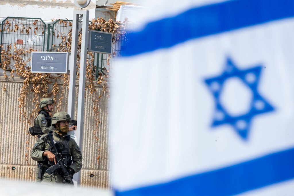 Alors que la guerre continue, le Liban est pris au piège