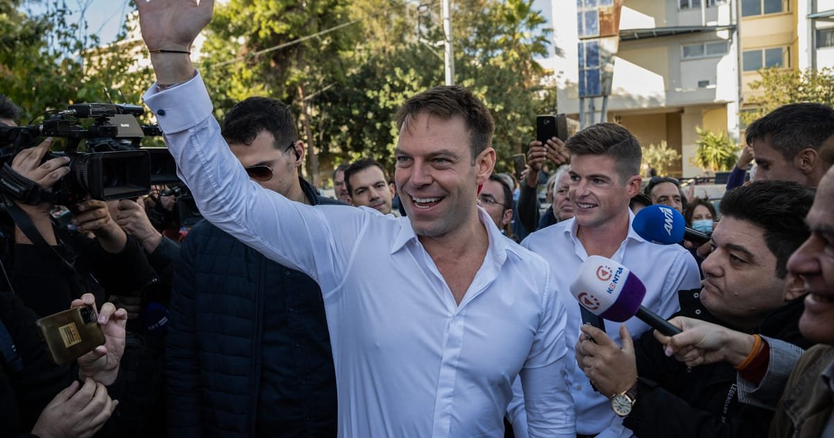 La principale opposition grecque encore démantelée