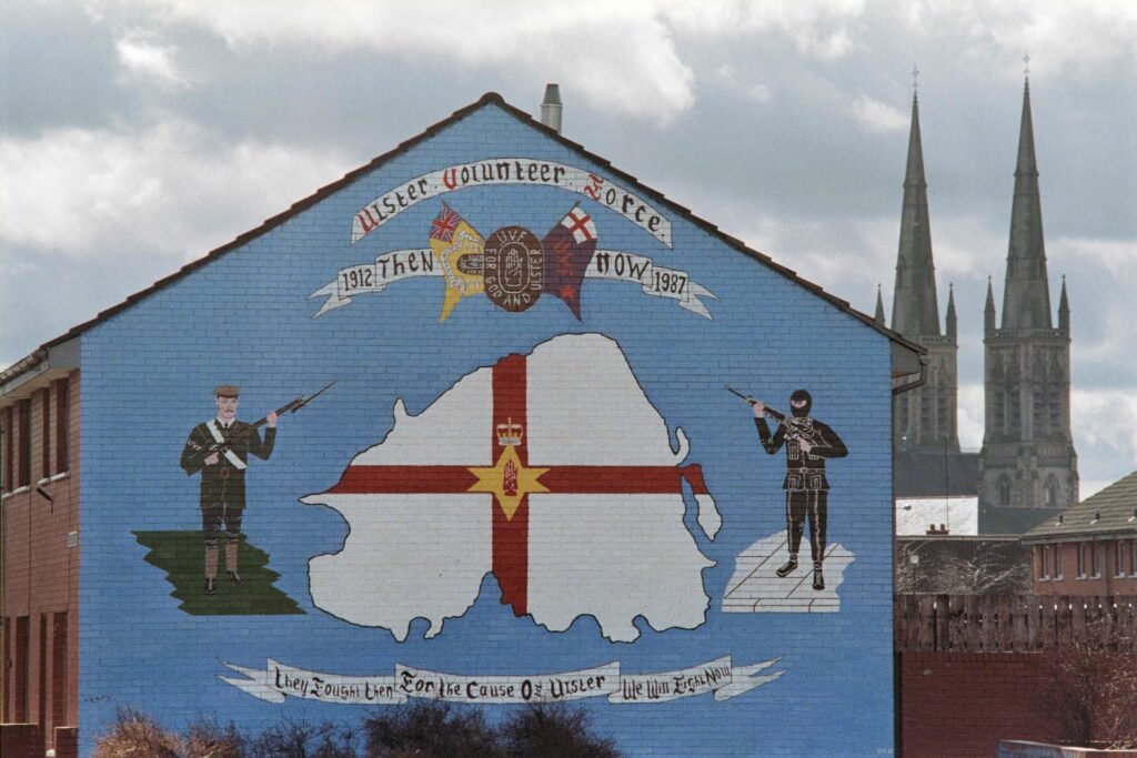 L’Irlande du Nord vote en faveur du maintien de l’accord commercial post-Brexit malgré l’hostilité des unionistes