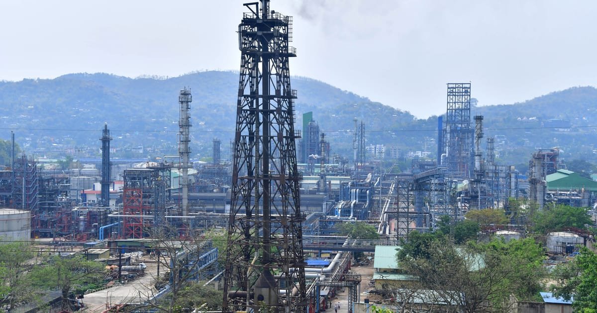 L’UE finance Poutine en achetant de plus en plus de carburant russe en Inde, prévient un rapport